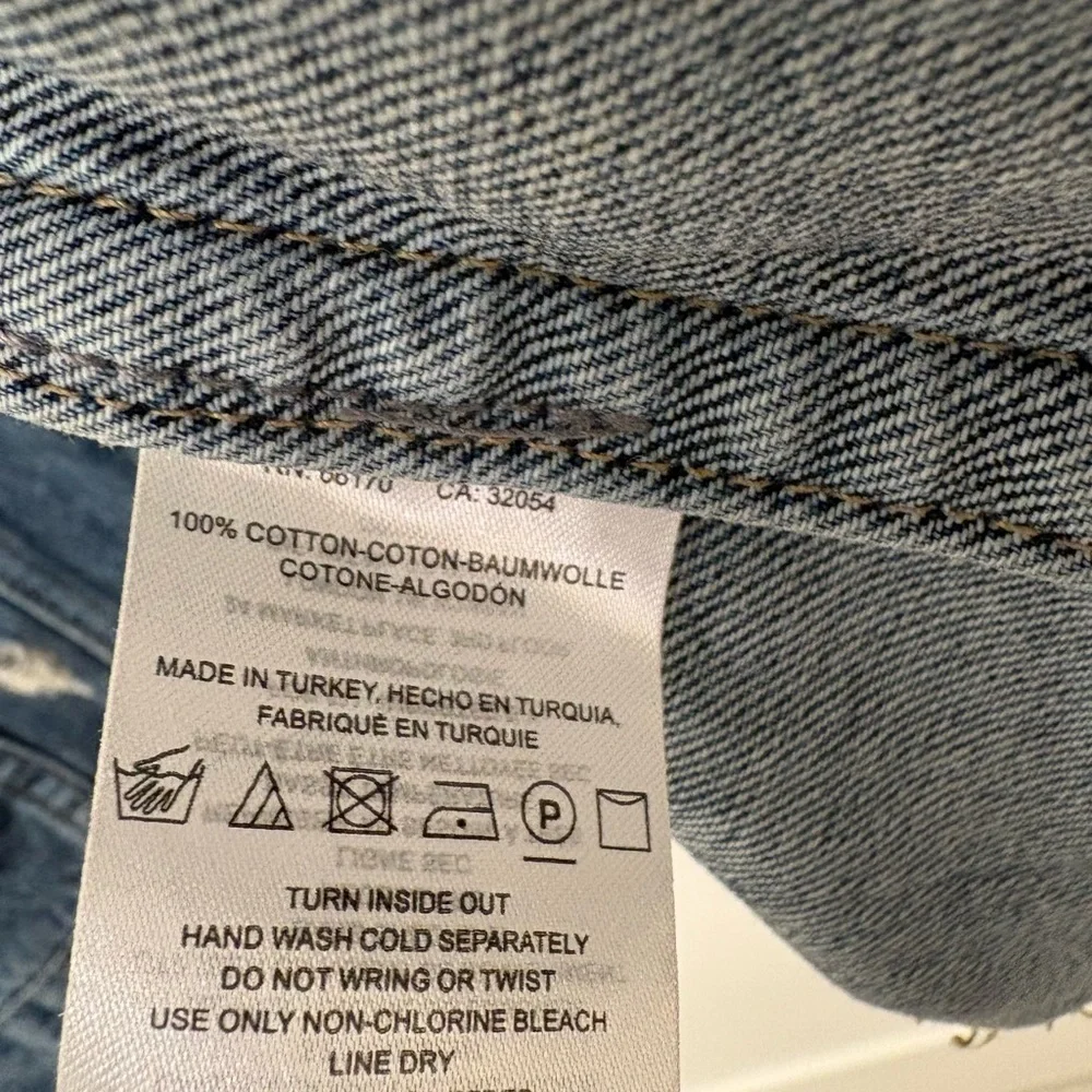 Anthropologie Pilcro Embellished Distressed Denim Trucker Jacket Size Small - Picture 4 of 16